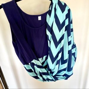 Maxi dress with solid top and pattern skirt